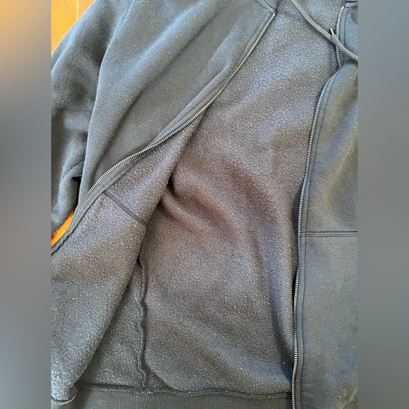 Good threads zip up hoodie - Picture 2 of 3